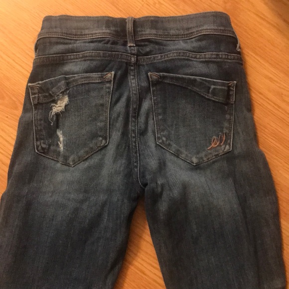 Jeans - Picture 2 of 3